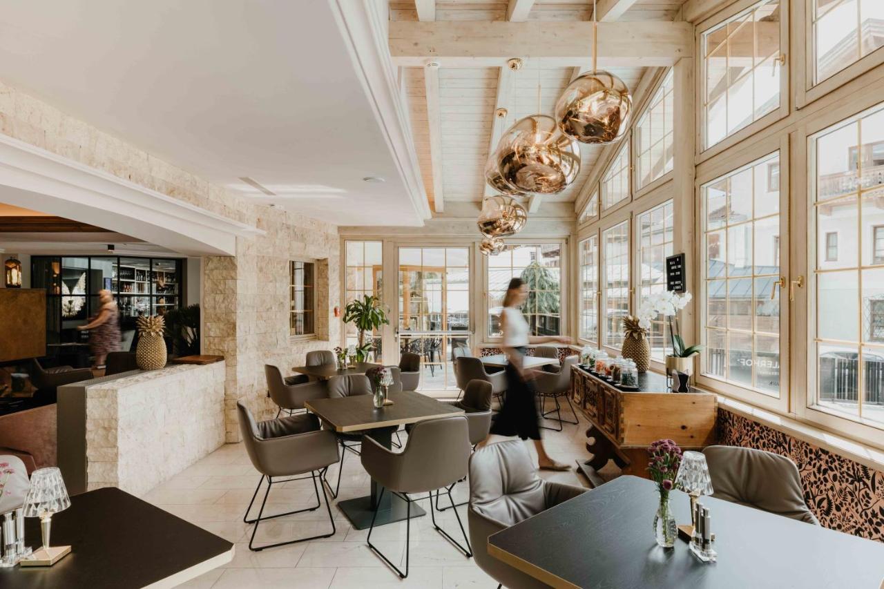 Alpine Hideaway Zillertalerhof Hotel Mayrhofen Bagian luar foto